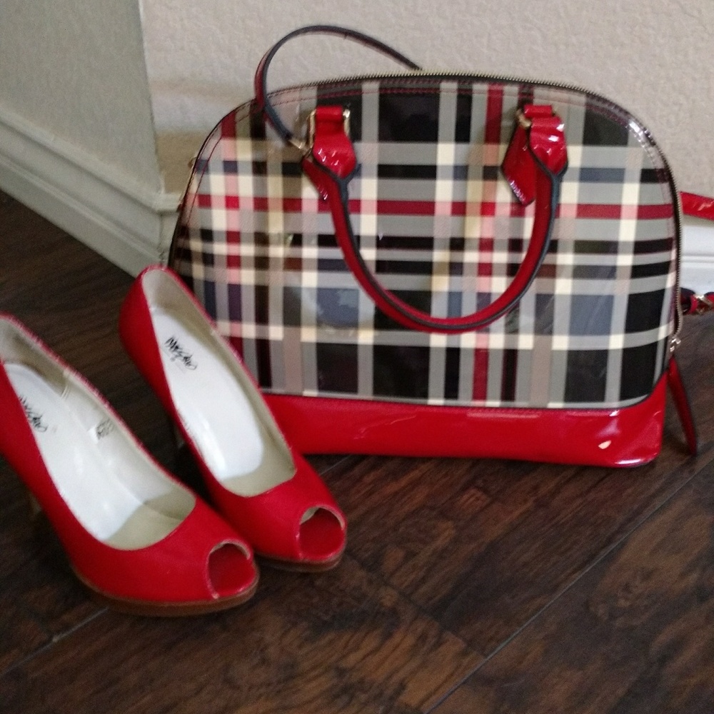Shoes and handbag set